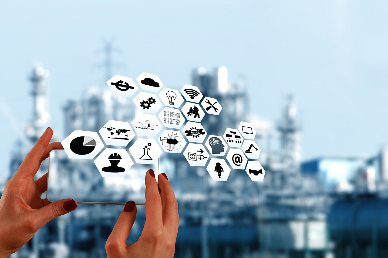 business, woman, person, smartphone, industry, gears, organization, to organize, optimize, optimization, work processes, workplace, potential, efficiency, increase, productivity, automate, security, flexibility, potential, potential, potential, efficiency, efficiency, efficiency, efficiency, efficiency, flexibility